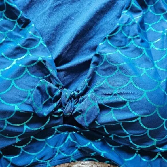 Torrid sz 3 Blue Mermaid Bathing Swim Suit Top 3X - Picture 4 of 5